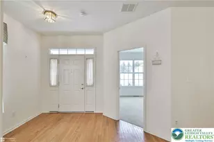 2064 Kingsview Rd, Lower Macungie Twp, PA 18062 - Photo 7