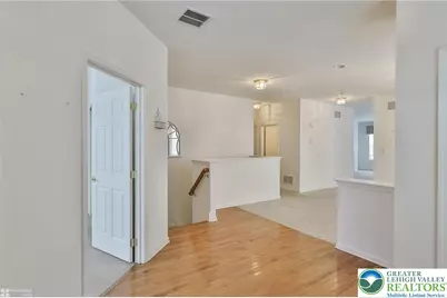 2064 Kingsview Road, Lower Macungie Township, PA 18062 - Photo 5