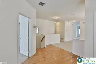 2064 Kingsview Rd, Lower Macungie Township, PA 18062 - Photo 5