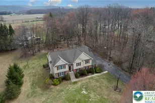 1357 N Cottonwood Rd, Lehigh Township, PA 18038 - Photo 3