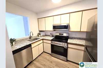 4747 Cheryl Drive, Hanover Twp, PA 18017 - Photo 9