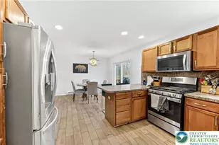 2711 Oak View Ln, Tobyhanna, PA 18466 - Photo 11