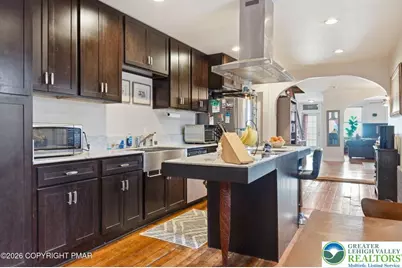 109 W Broadway, Jim Thorpe, PA 18229 - Photo 17