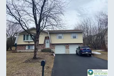 271 Park Terrace #Court, Bath, PA 18014 - Photo 1