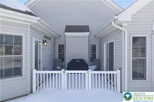 18 Devonshire Dr, Easton, PA 18045 - Photo 35