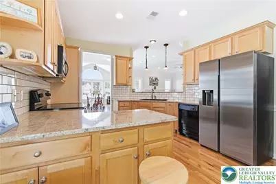 18 Devonshire Drive, Easton, PA 18045 - Photo 13