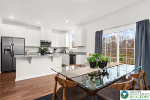 105 Edgewater Ct, Richlandtown, PA 18951 - Photo 3