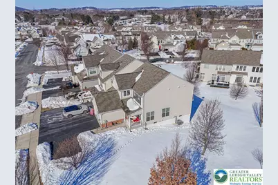 8542 Mayfair Court, Upper Macungie Township, PA 19031 - Photo 5