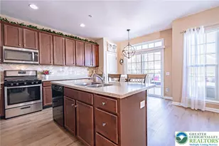 8542 Mayfair Ct, Upper Macungie Township, PA 19031 - Photo 19