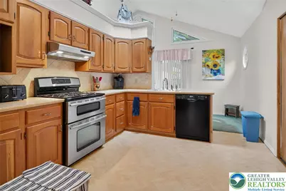 56 Hearthstone Drive, Exeter Township, PA 19606 - Photo 5