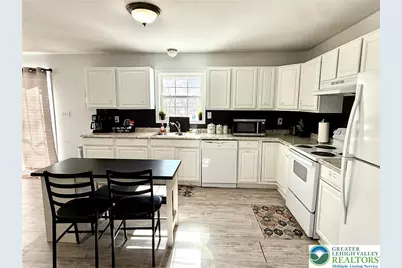 8440 Bear Trail Drive, Tobyhanna, PA 18466 - Photo 11