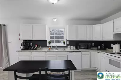 8440 Bear Trail Drive, Tobyhanna, PA 18466 - Photo 9