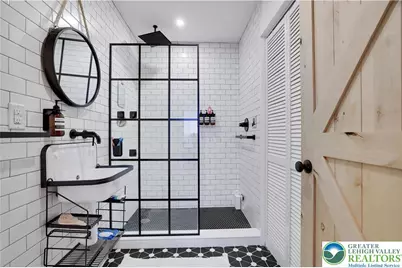 9379 Fairmount Way, Tobyhanna, PA 18466 - Photo 17