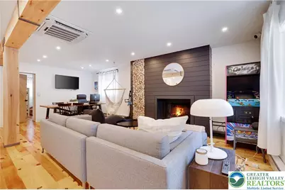 9379 Fairmount Way, Tobyhanna, PA 18466 - Photo 11