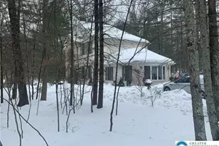 25 Rollingwood Trail, Chestnuthill Twp, PA 18353 - Photo 3