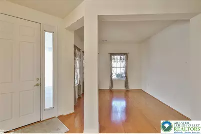 13 Devonshire Drive, Easton, PA 18045 - Photo 7