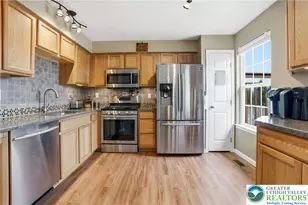 1048 Sparrow Way, Breinigsville, PA 18031 - Photo 17