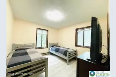 72 Creekview Drive E, Clifton Twp, PA 18424 - Photo 7