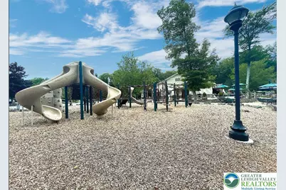 72 Creekview Drive E, Clifton Twp, PA 18424 - Photo 25