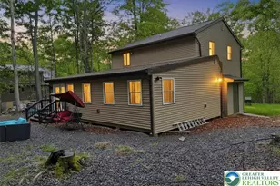 72 Creek View Dr E, Clifton Twp, PA 18424 - Photo 3