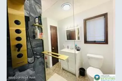 72 Creekview Drive E, Clifton Twp, PA 18424 - Photo 9