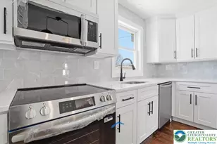 1032 Club Ave, Allentown City, PA 18109 - Photo 15