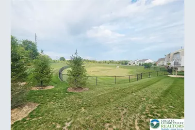 578 Gray Feather Way, Upper Macungie Township, PA 18104 - Photo 7