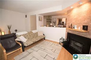 112 Freedom Ct, Bethlehem Township, PA 18020 - Photo 5