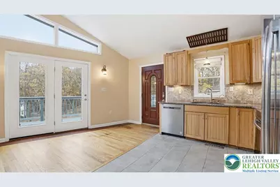 2318 Sunbird Court, Henryville, PA 18332 - Photo 17