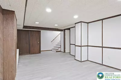 935 Buttonwood Street, Emmaus Boro, PA 18049 - Photo 25