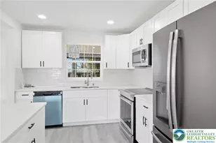 935 Buttonwood St, Emmaus Boro, PA 18049 - Photo 11