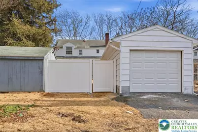 935 Buttonwood Street, Emmaus Boro, PA 18049 - Photo 33