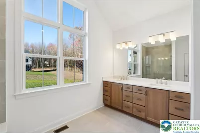 5397 Red Oak Drive, Upper Saucon Township, PA 18036 - Photo 9