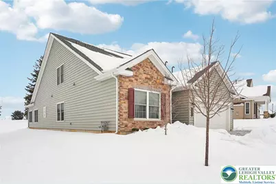 5424 Traditions Drive, Coopersburg, PA 18036 - Photo 3