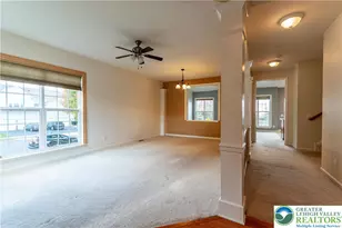 8524 Mayfair Ct, Upper Macungie Township, PA 18031 - Photo 9