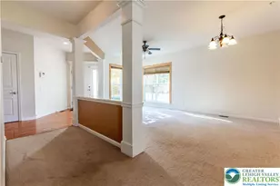 8524 Mayfair Ct, Upper Macungie Township, PA 18031 - Photo 5