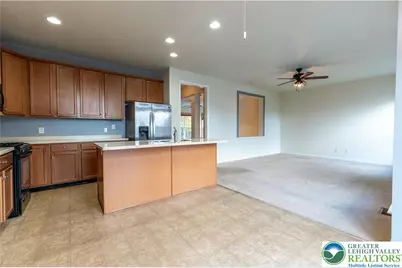 8524 Mayfair Court, Upper Macungie Township, PA 18031 - Photo 19