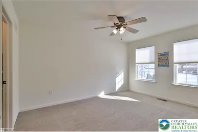 1071 Lisa Lane, Easton, PA 18045 - Photo 45