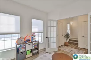 1071 Lisa Ln, Easton, PA 18045 - Photo 7