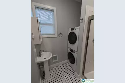 136 S 8th Street, Easton, PA 18042 - Photo 7