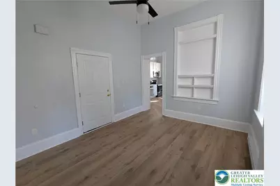 136 S 8th Street, Easton, PA 18042 - Photo 3