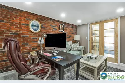 5547 Roosevelt Street, Whitehall, PA 18052 - Photo 19