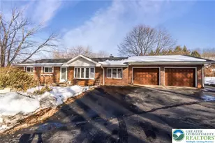 5547 Roosevelt St, Whitehall, PA 18052 - Photo 5