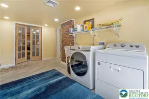 5547 Roosevelt St, Whitehall, PA 18052 - Photo 21