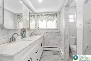 5547 Roosevelt St, Whitehall, PA 18052 - Photo 33