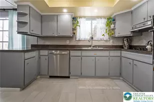 5547 Roosevelt St, Whitehall, PA 18052 - Photo 15