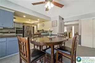 5547 Roosevelt St, Whitehall, PA 18052 - Photo 13