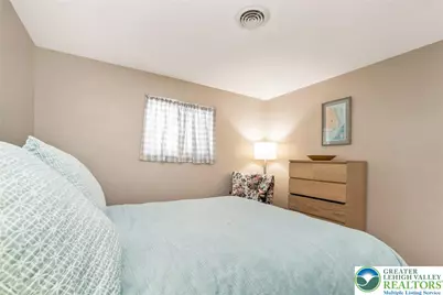 5547 Roosevelt Street, Whitehall Twp, PA 18052 - Photo 31