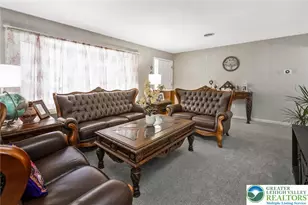 5547 Roosevelt St, Whitehall, PA 18052 - Photo 11