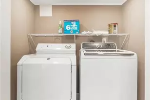 5547 Roosevelt St, Whitehall, PA 18052 - Photo 49